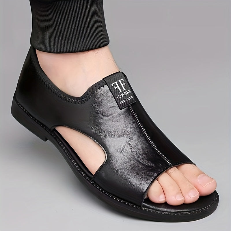 Sandalias romanas de piel con recortes