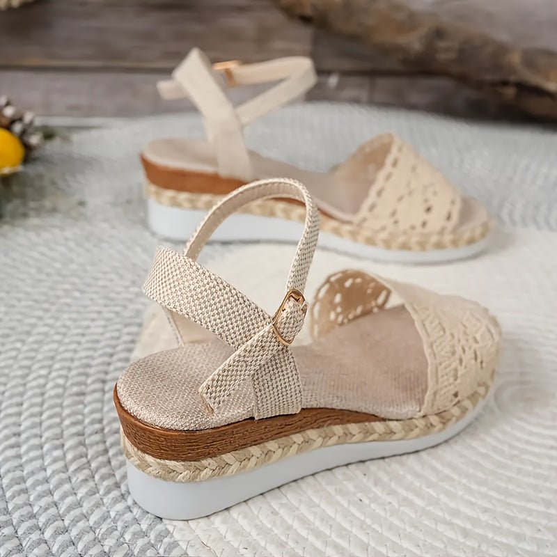 Sandalias romanas de cuña trenzada