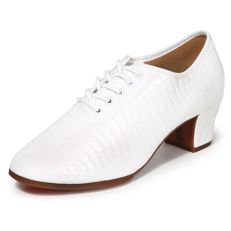 (patron de cocodrilo) tacones altos