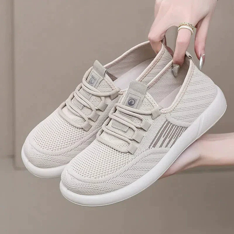 Zapatos de mujer transpirables de malla de moda