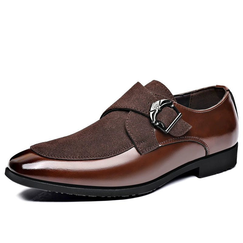 Zapatos de talla grande de punta