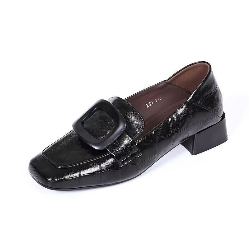 Zapatos de cuero de estilo británico retro con puntera cuadrada