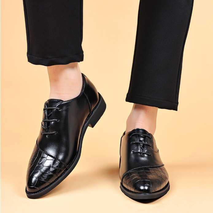 Nuevos zapatos casuales de cuero para hombre
