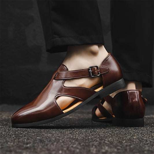 Zapatos de cuero huecos y puntiagudos