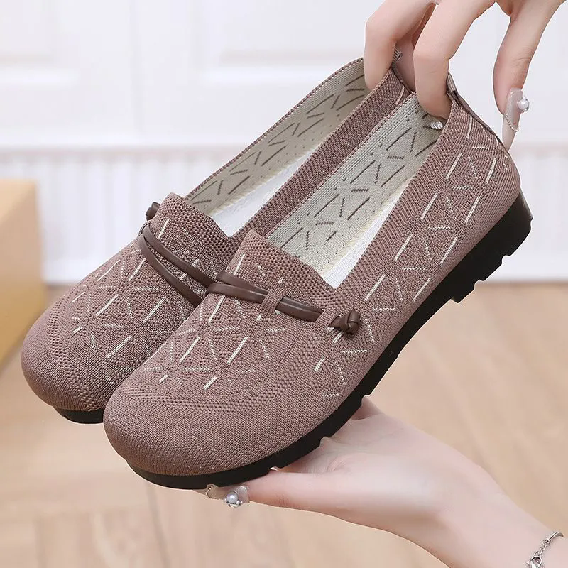 Zapatos casuales tejidos voladores de nuevo estilo de primavera para mujeres