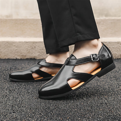Zapatos de cuero huecos y puntiagudos