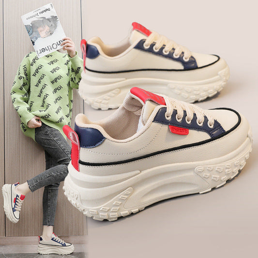 Nuevos zapatos de papá a juego con el color 2025
