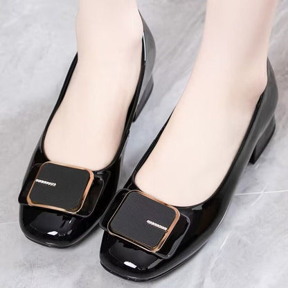 2025 nuevos zapatos de cuero brillante