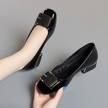 2025 nuevos zapatos de cuero brillante