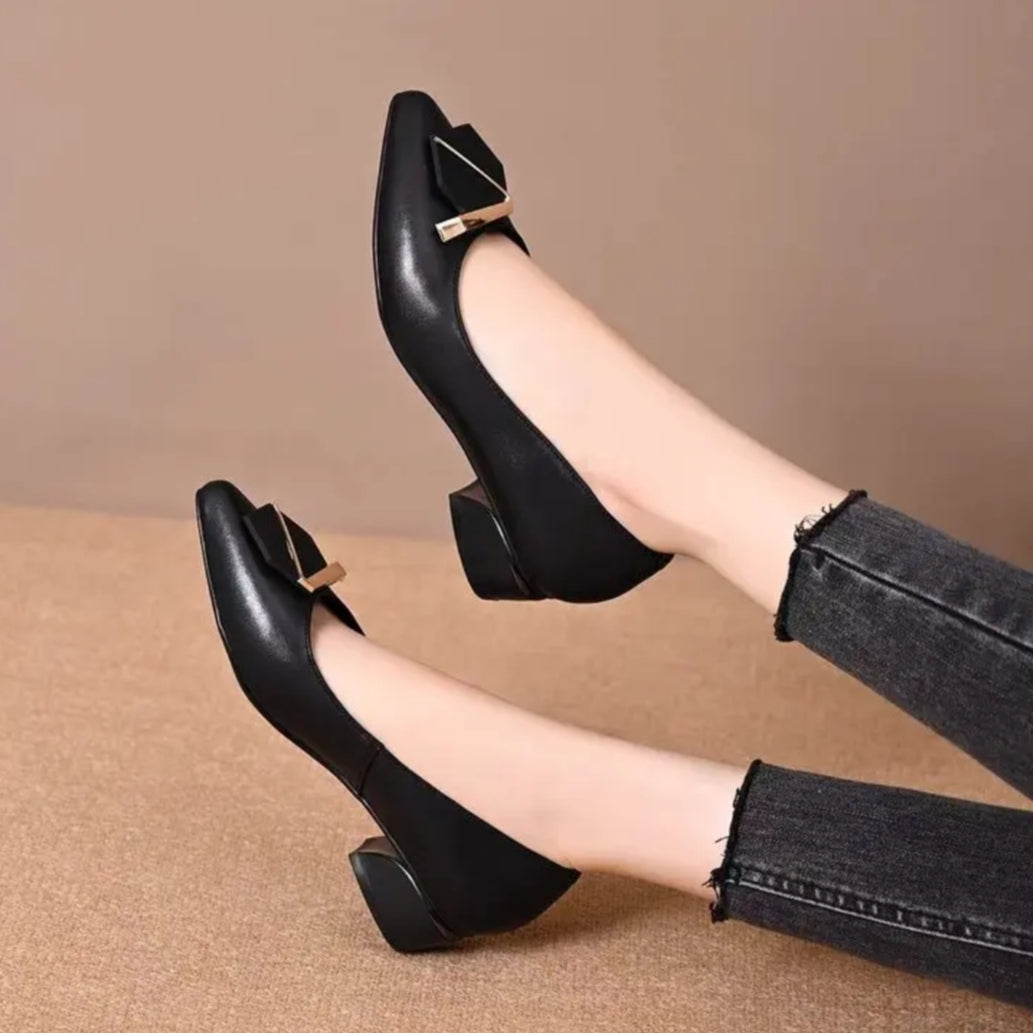 Zapatos de Dama Elegantes con Tacón Bajo y Hebilla