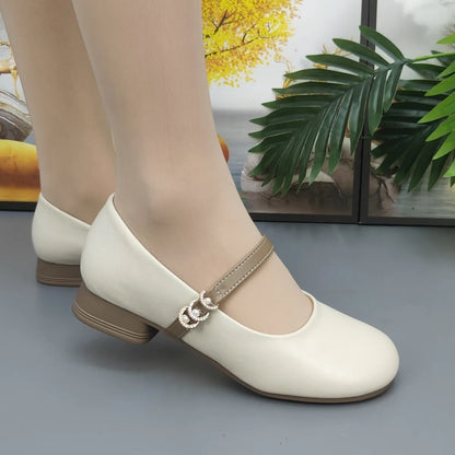 Zapatos cómodos de punta redonda de piel suave