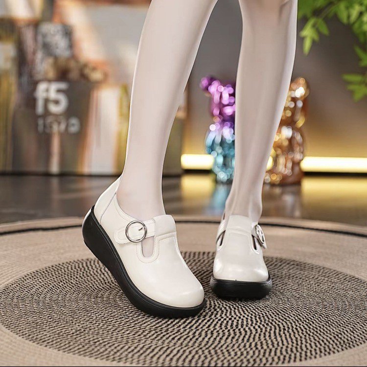 Zapatos de piel con plataforma y punta redonda para mujer