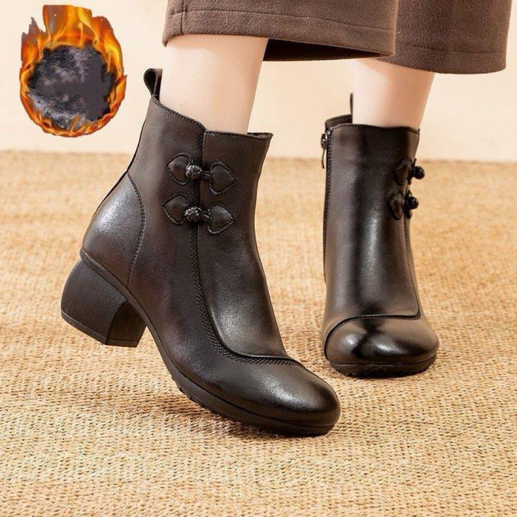 Botas de cuero con cremallera con estilo