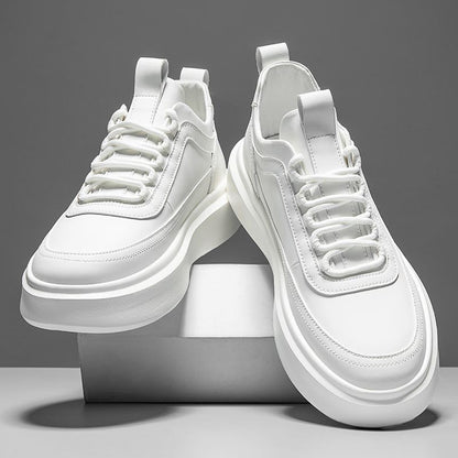 Zapatos casuales con suelas ocultas para aumentar la estatura