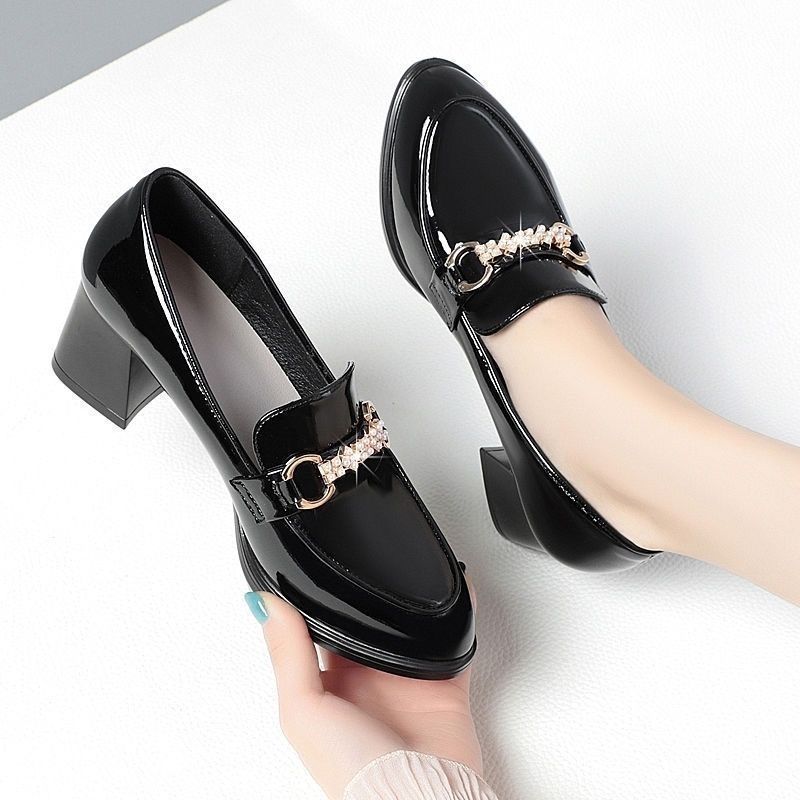 Tacones altos de mujer (rojo vino)