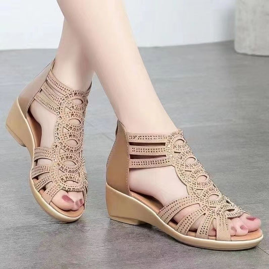 Sandalias tipo gladiador de piel suave para mujer