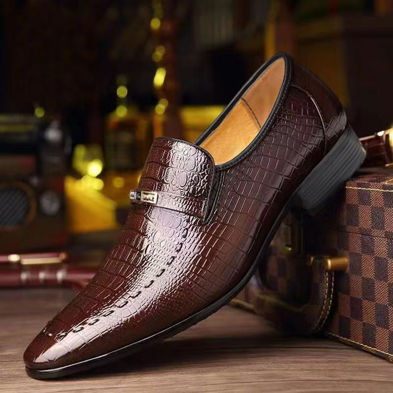 Zapatos de hombre de piel con grabado de cocodrilo