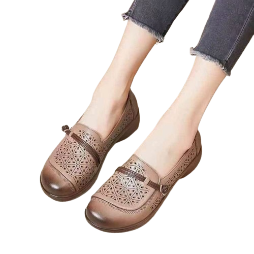 Zapatos planos perforados de punta redonda para mujer