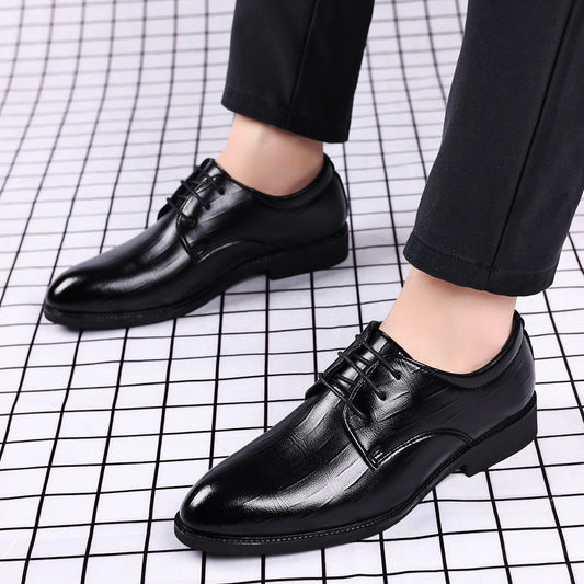 Zapatos de cuero para hombre de estilo británico, de negocios y con punta afilada