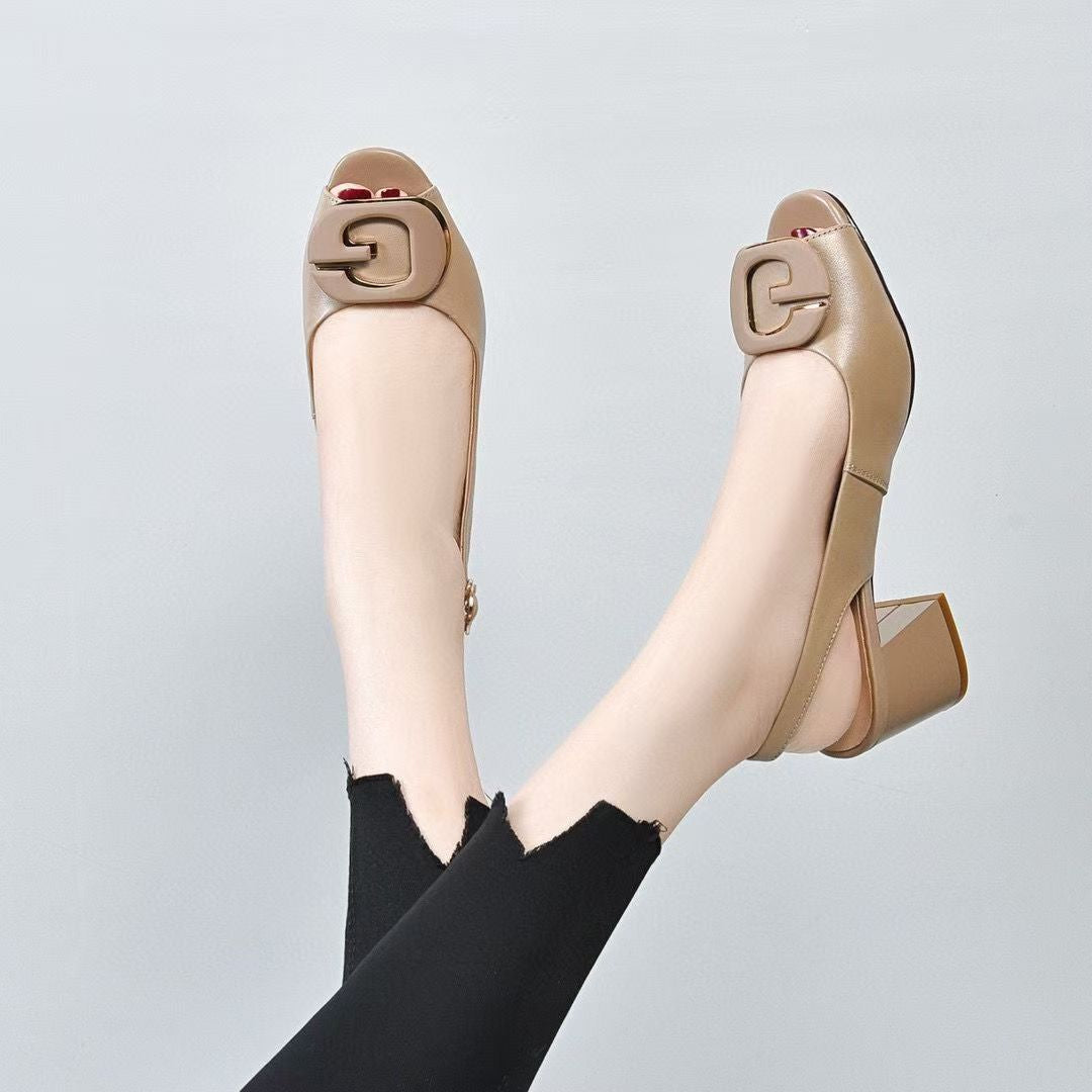 Sandalias de mujer de piel suave con una sola tira