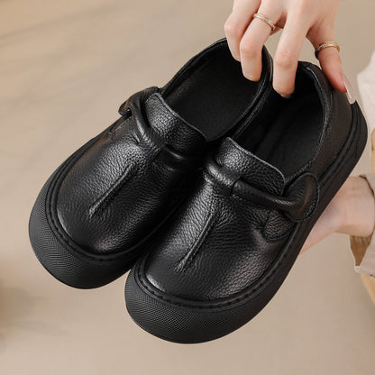 Zapatos tipo slip-on de estilo retro en piel auténtica