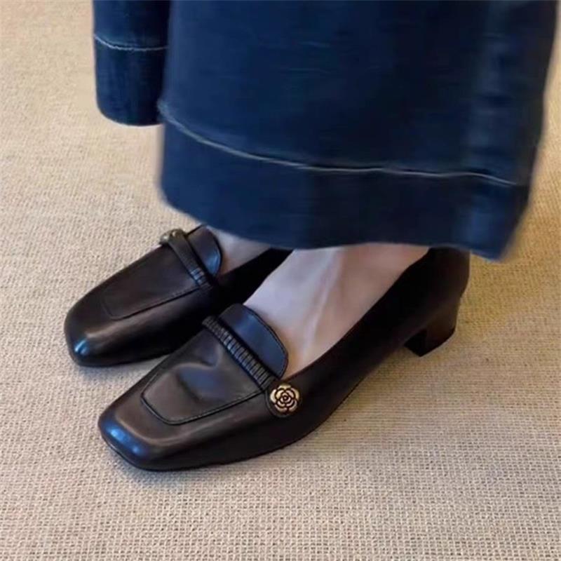 Mocasines de mujer con tacón en bloque y estilo francés