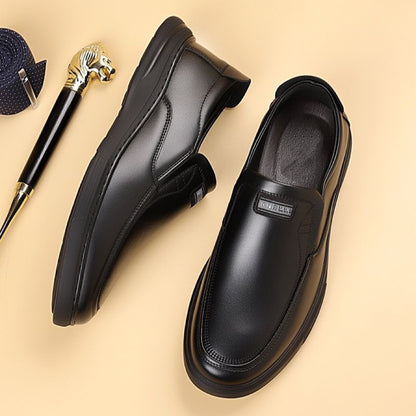 Zapatos bajos de cuero para mujer
