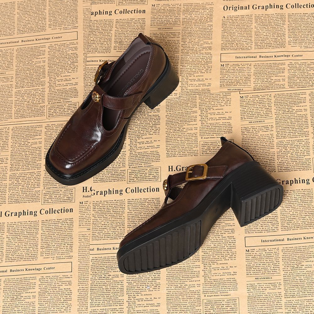 Zapatos de piel estilo retro Camellia para mujer