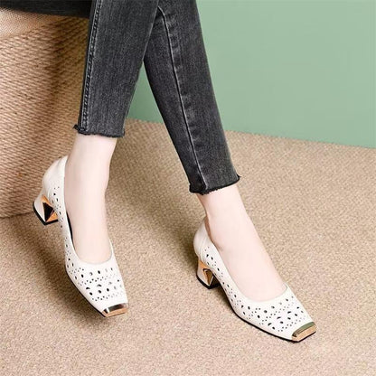 Zapatos de tacón alto y escotados con aberturas para mujer