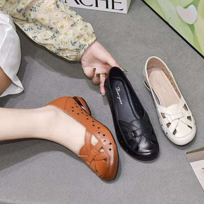 Sandalias planas caladas para mujer