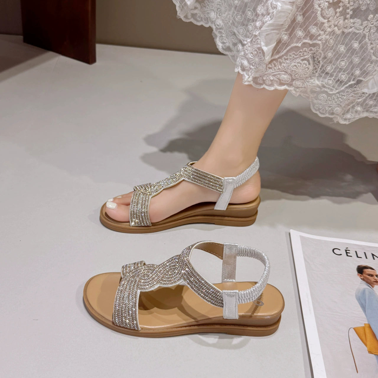 Sandalias de cuña estilo romano