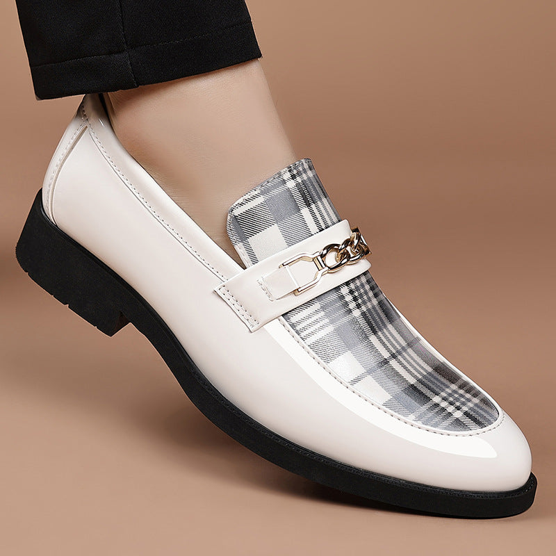 Nuevos zapatos casuales de charol brillante en tallas grandes