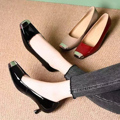 Zapatos de tacón alto de charol estilo francés