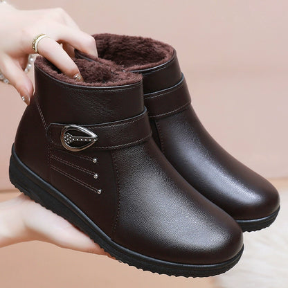 Botines de mujer con suela blanda y forro polar.