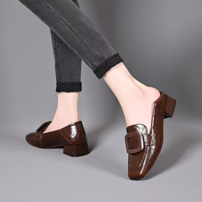 Zapatos de cuero de estilo británico retro con puntera cuadrada