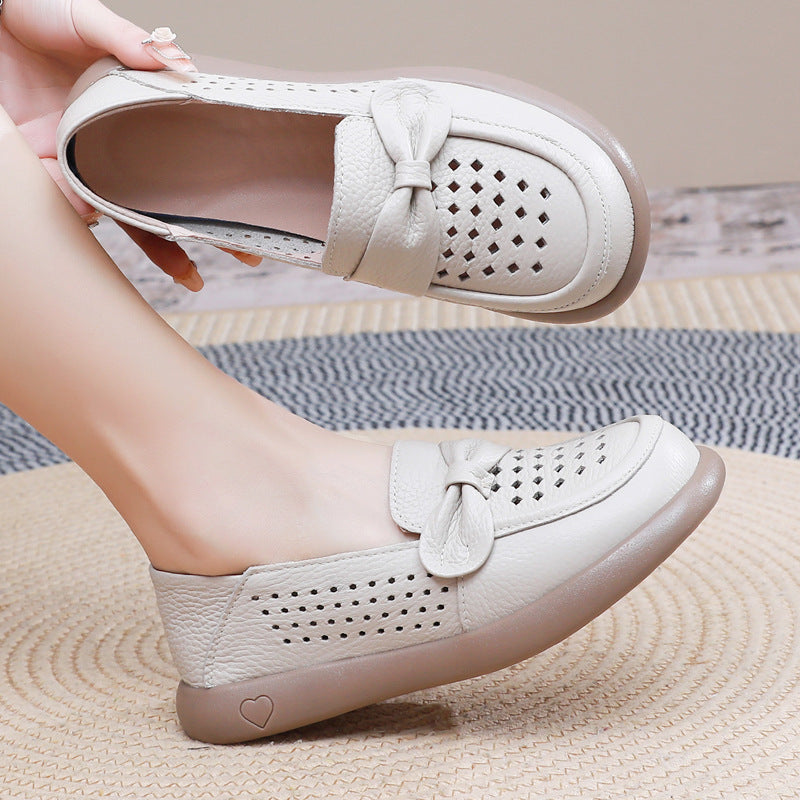 Zapatos planos con suela y parte superior blandas, y aberturas