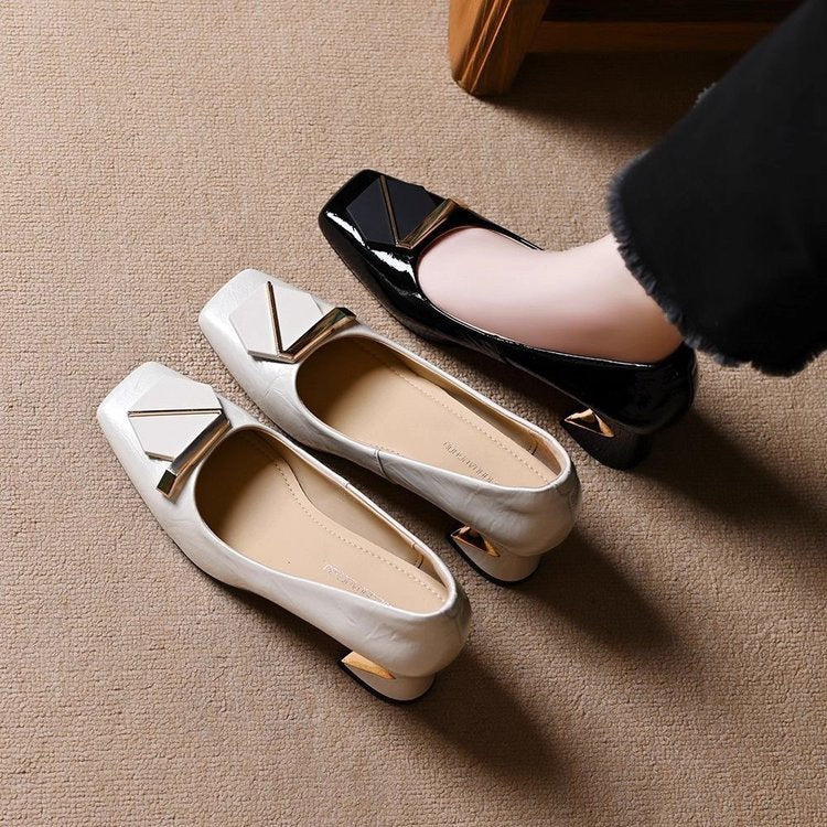 Zapatos de piel suave con tacón en bloque y puntera cuadrada