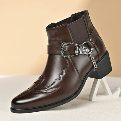 Botines de hombre con tacón en bloque y detalle de hebilla