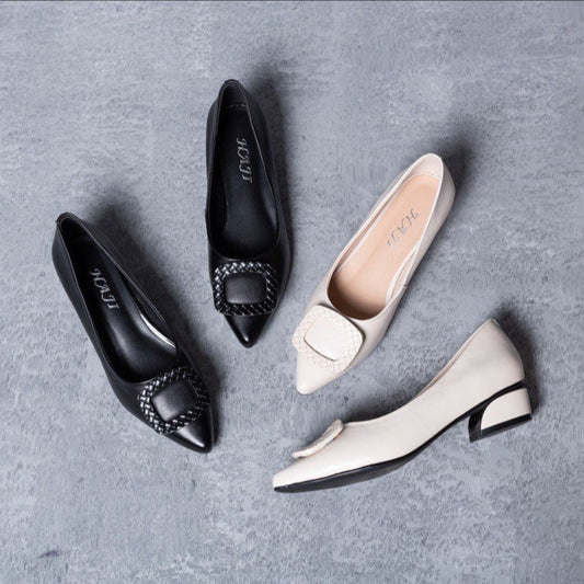 Zapatos de piel de tacón bajo y suela blanda para mujer