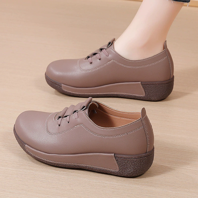 Zapatos de piel suave con suela basculante y suela gruesa para mujer