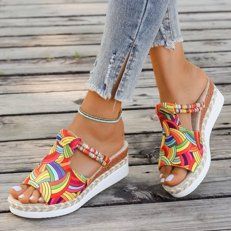 Sandalias de plataforma coloridas