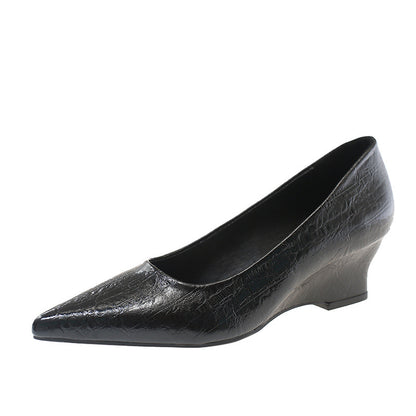 Zapatos de mujer escotados con tacón de cuña