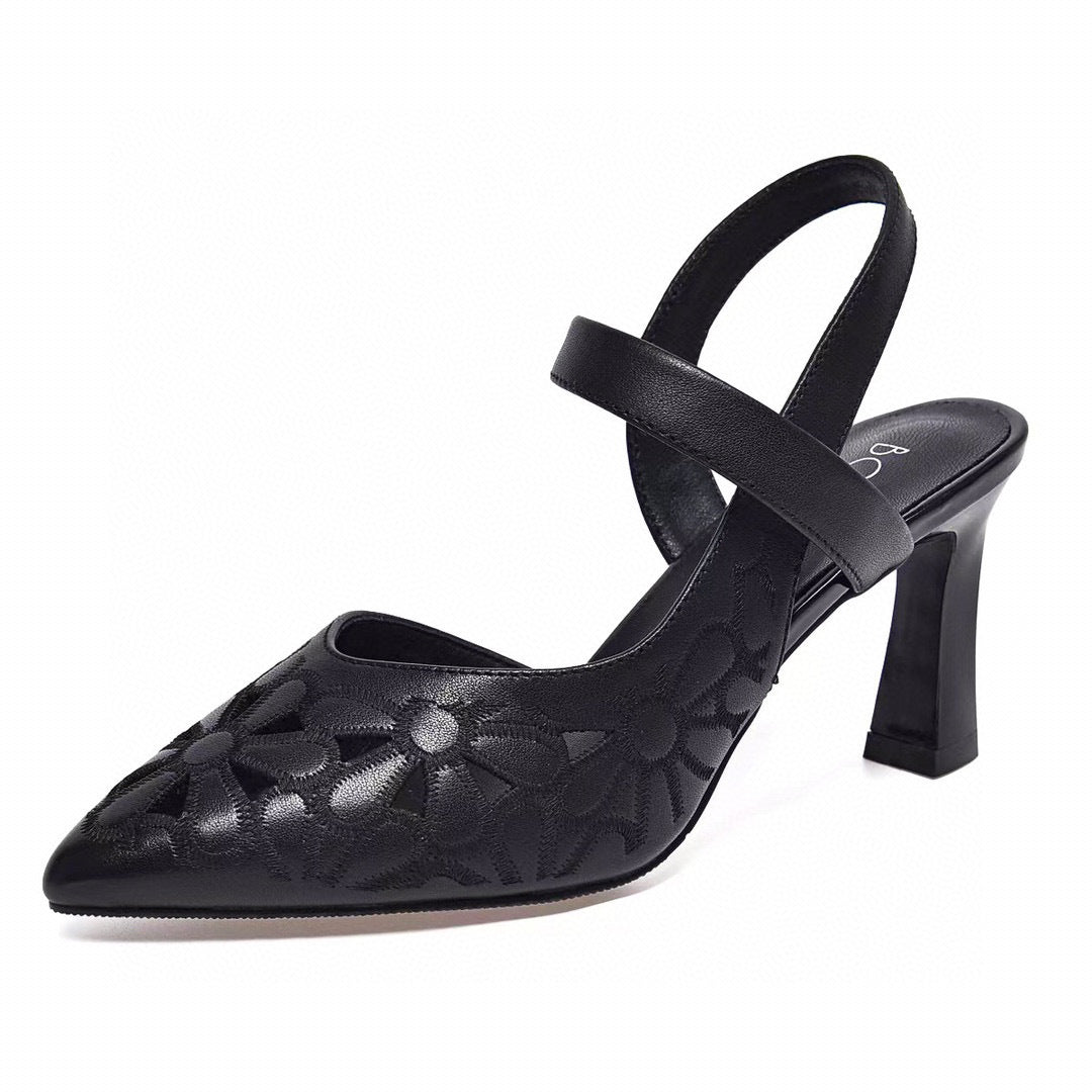 Tacones altos huecos