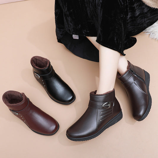 Botines de mujer con suela blanda y forro polar.