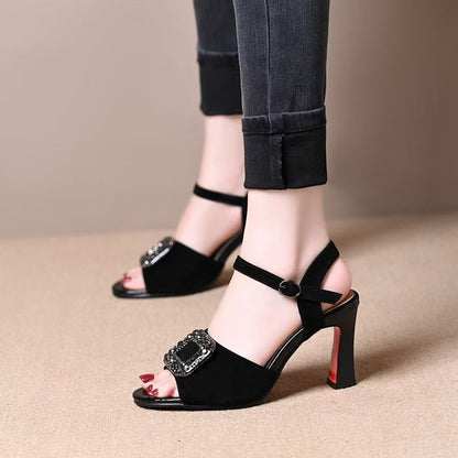 Sandalias de mujer con punta cuadrada