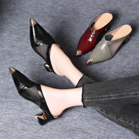 Sandalias o chanclas protectoras para mujer con puntera de metal