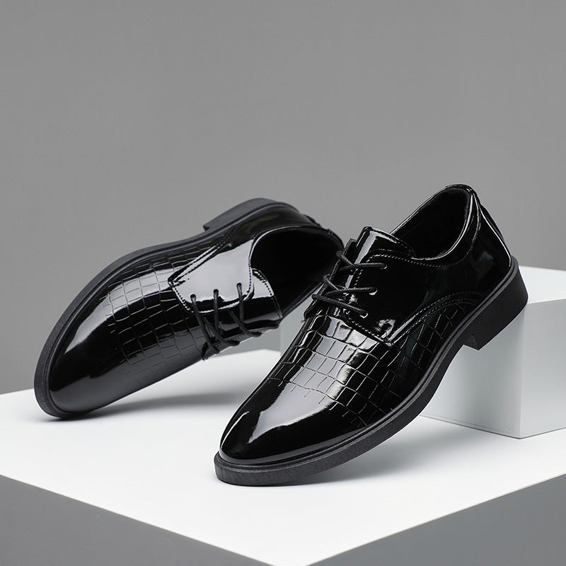 Zapatos de cuero para hombre tallados a mano