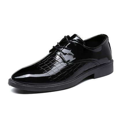 Zapatos de cuero para hombre tallados a mano