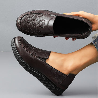 Zapatos de cuero bordados sin cordones para mujer