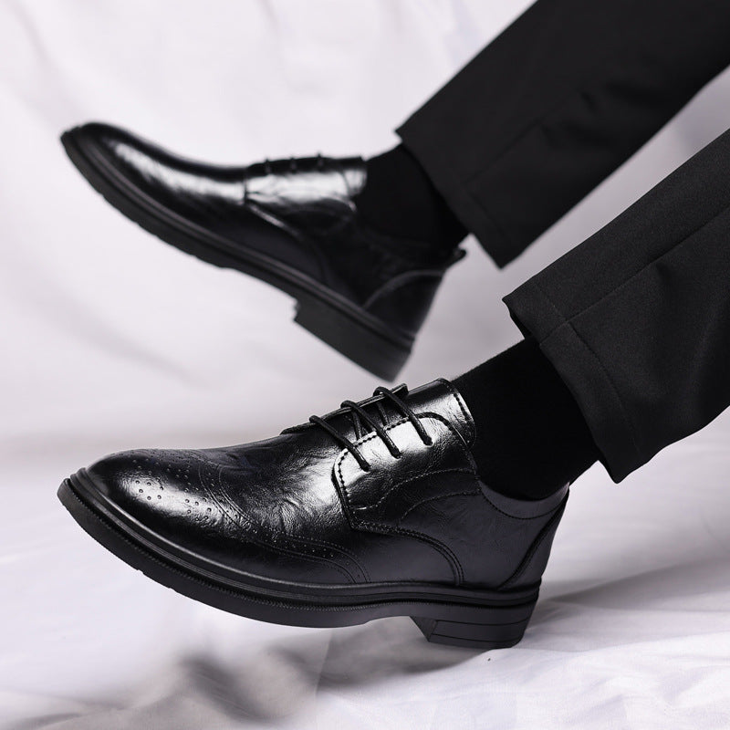 Zapatos casuales de cuero perforado estilo británico para hombre